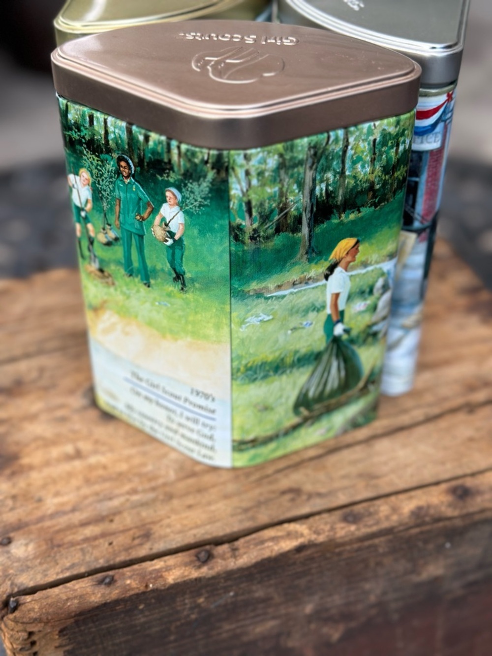 Vintage Girl Scout Tin Bundle Ashdon Farms & Juliette Gordon Low 4 Tins - Picture 8 of 14